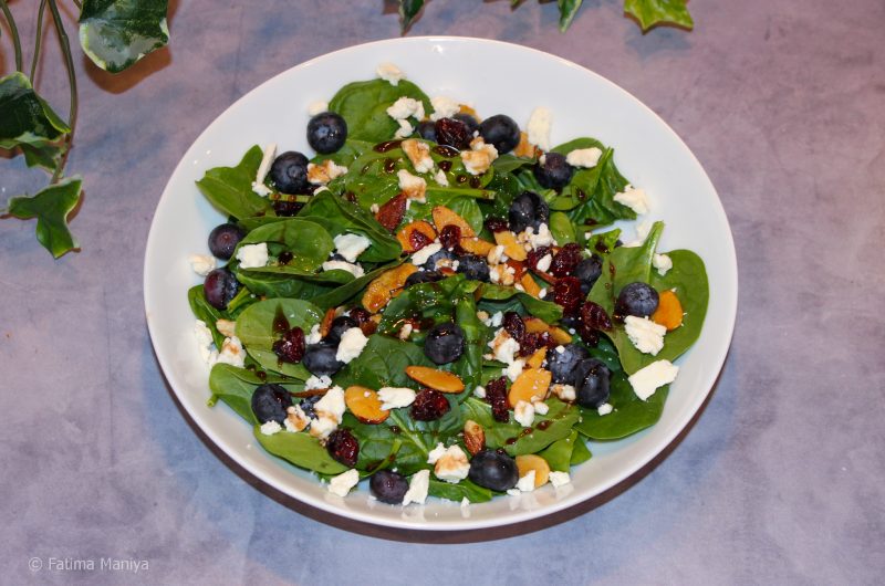 Spinach Blueberry salad with Feta
